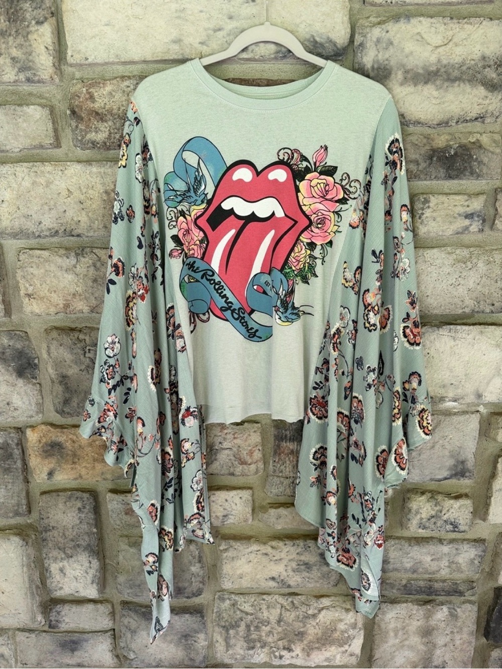 Bandcho Vintage-Inspired Mint Green Graphic Tunic with Floral Bell Sleeves